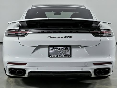 Used 2020 Porsche Panamera GTS image 11