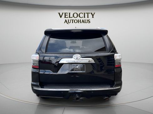 Used 2017 Toyota 4Runner Limited AWD/4WD image 6