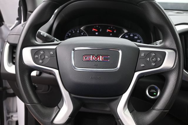 Used 2024 GMC Terrain SLE w/ Driver Convenience Package FWD image 26