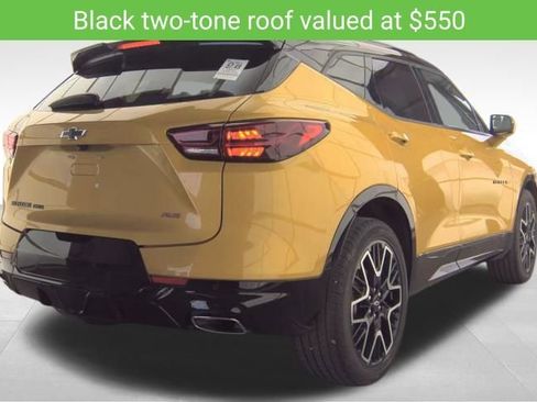 Used 2023 Chevrolet Blazer RS w/ Enhanced Convenience Package AWD/4WD image 6