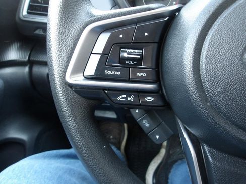 Used 2019 Subaru Impreza 2.0i Premium AWD/4WD image 16