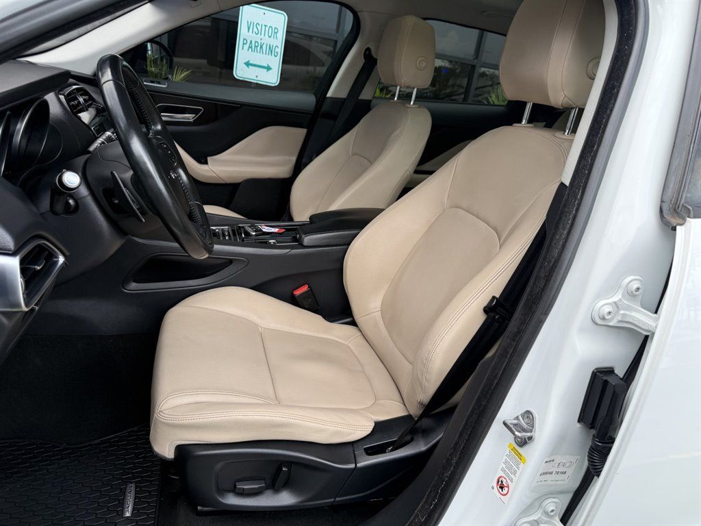 Used 2018 Jaguar F-PACE Premium AWD/4WD image 14