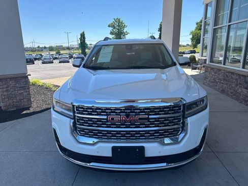 Used 2023 GMC Acadia Denali AWD/4WD image 3