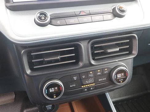 Used 2022 Ford Maverick Lariat FWD image 21