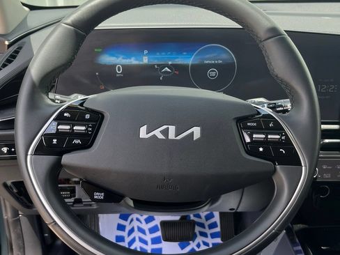 Used 2023 Kia Niro Wind FWD image 19