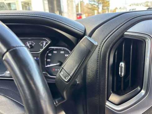 Used 2019 GMC Sierra 1500 SLT w/ SLT Premium Plus Package image 32