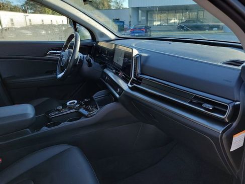 Used 2023 Kia Sportage EX image 36