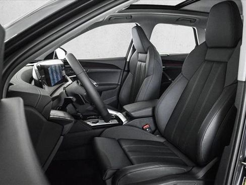 New 2025 Audi Q5 Premium Plus image 17