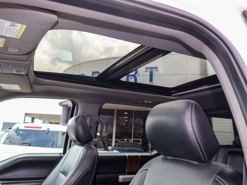 Used 2018 Ford F150 Lariat image 16