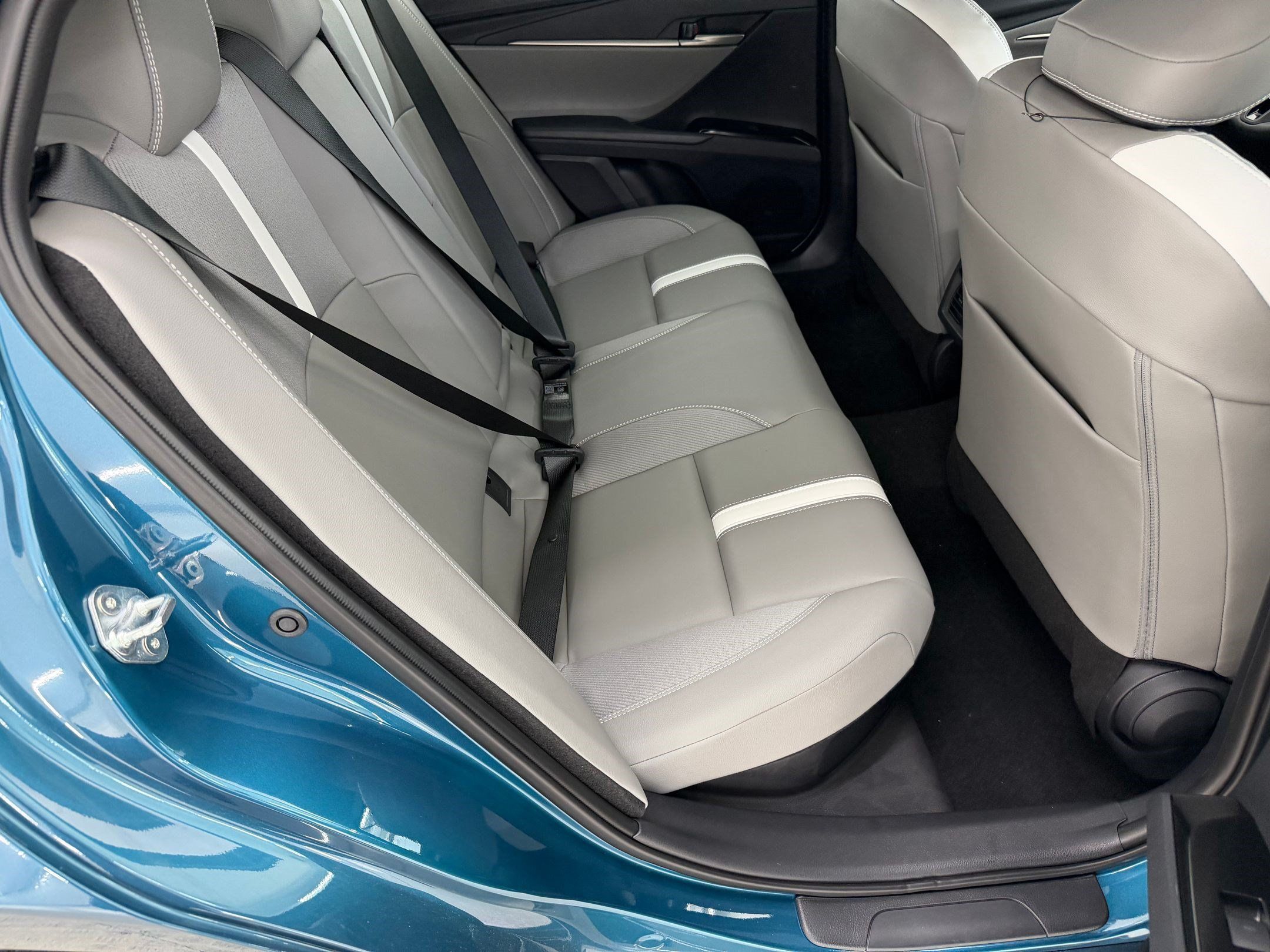 Used 2026 Toyota Camry SE w/ Convenience Package FWD image 28