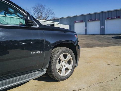 Used 2017 Chevrolet Tahoe LT image 28
