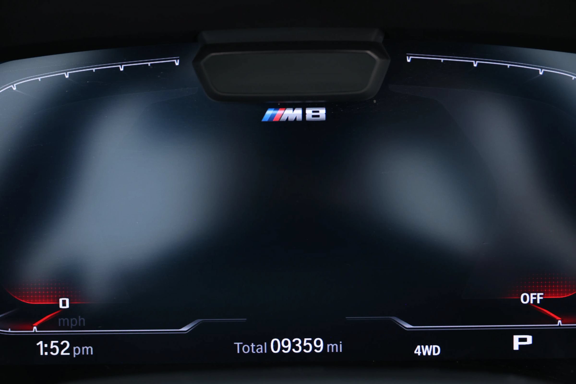 Used 2020 BMW M8 Convertible w/ M Carbon Exterior Package AWD/4WD image 29