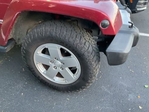 Used 2012 Jeep Wrangler Unlimited Sahara w/ Max Tow Pkg image 2