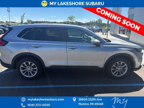 Used 2024 Honda CR-V EX image 3