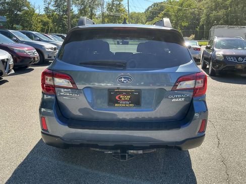 Used 2017 Subaru Outback 2.5i Premium AWD/4WD image 6