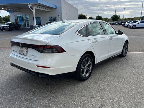 Used 2023 Honda Accord EX-L image 5