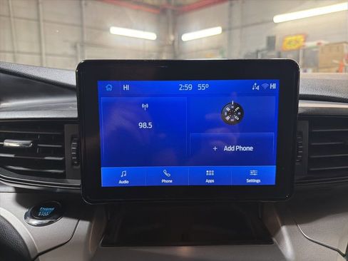 Used 2022 Ford Explorer XLT image 7