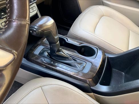 Used 2017 GMC Canyon SLT w/ Driver Alert Package image 16