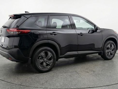 Used 2025 Nissan Rogue SV image 9