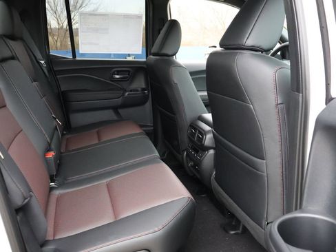 New 2026 Honda Ridgeline Black Edition image 7