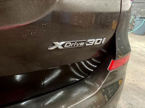 Used 2019 BMW X3 xDrive30i w/ Driving Assistance Package image 12
