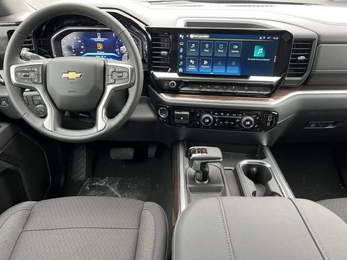 New 2026 Chevrolet Silverado 1500 LT image 4