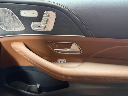 Used 2026 Mercedes-Benz GLS 450 4MATIC image 28