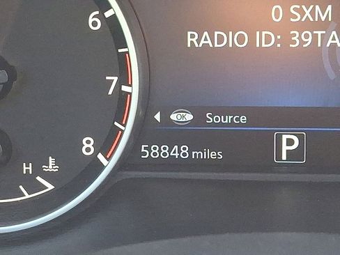 Used 2021 Nissan Murano SL w/ SL Moonroof Package AWD/4WD image 13