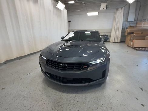 Used 2021 Chevrolet Camaro LT w/ RS Package RWD image 4
