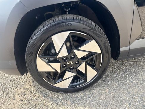 Certified 2024 Hyundai Kona Limited AWD/4WD image 11