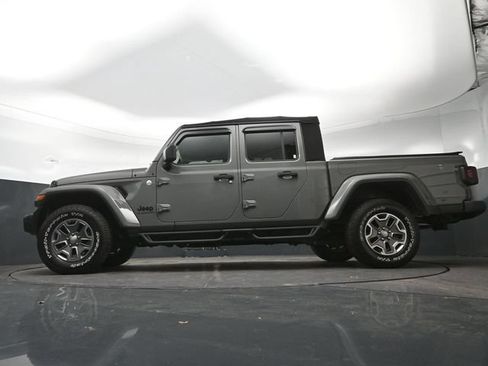 Used 2021 Jeep Gladiator Sport AWD/4WD image 31