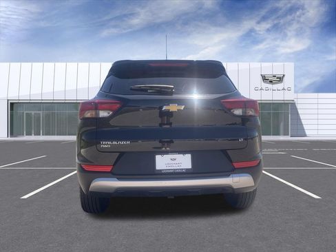 Used 2025 Chevrolet TrailBlazer LT AWD/4WD image 7