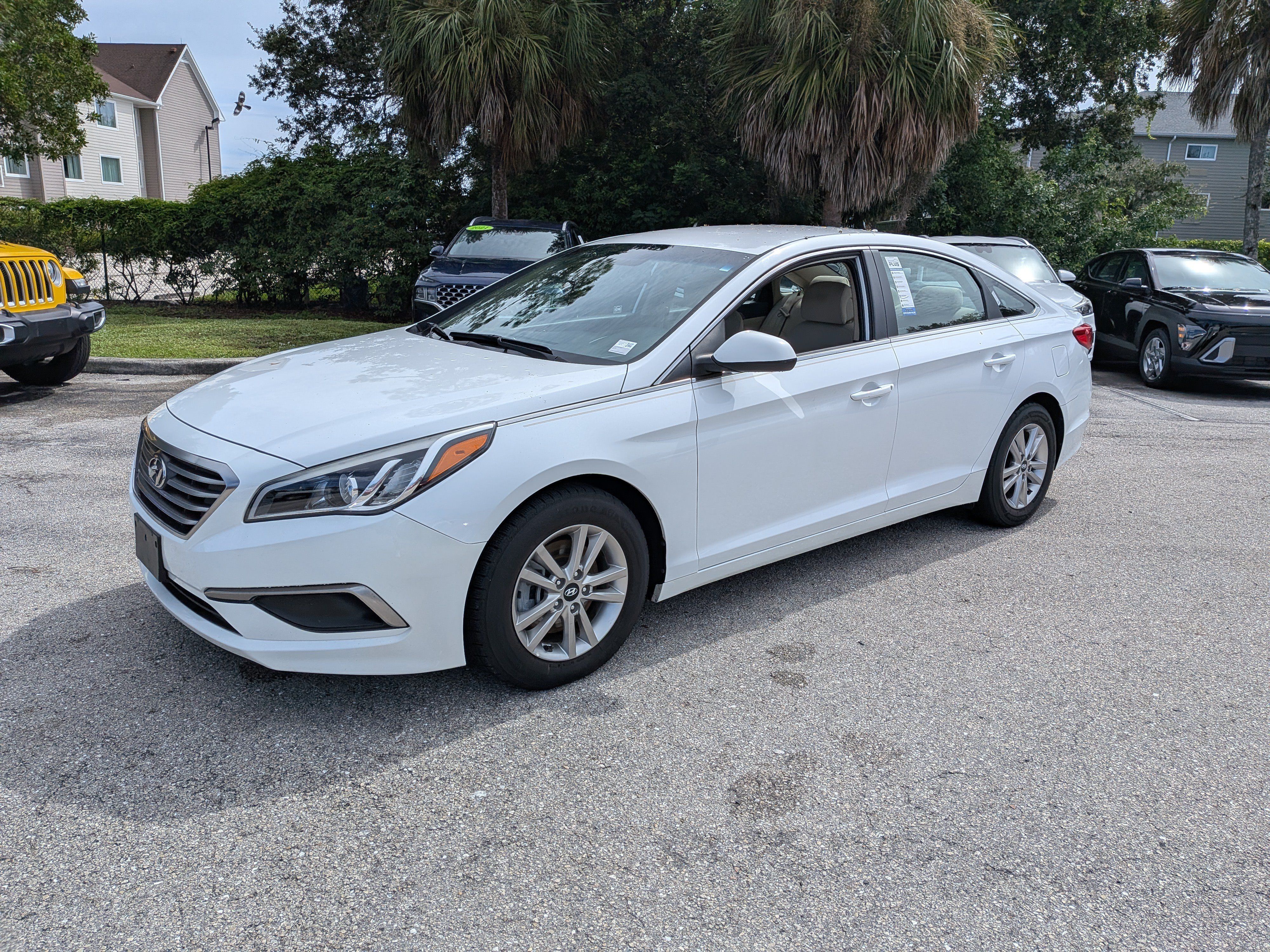 Used 2017 Hyundai Sonata ECO FWD image 8