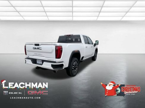 Used 2025 GMC Sierra 2500 Denali Ultimate image 2