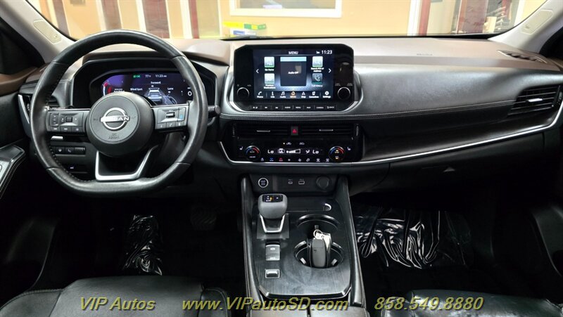 Used 2022 Nissan Rogue Platinum w/ Head-Up Display Package FWD image 19