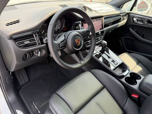New 2026 Porsche Macan S AWD/4WD image 4