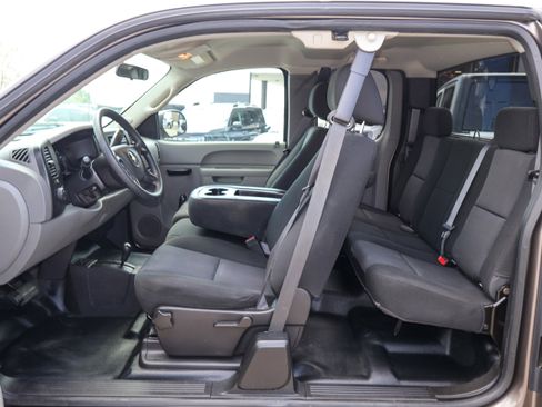 Used 2012 Chevrolet Silverado 1500 W/T w/ LS Package AWD/4WD image 14
