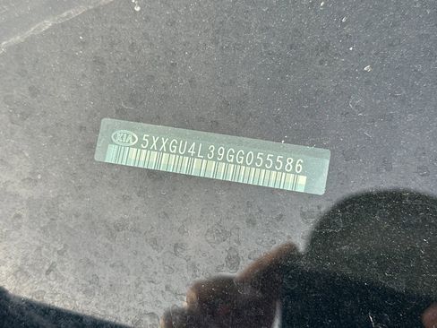 Used 2016 Kia Optima EX w/ Premium Package image 9