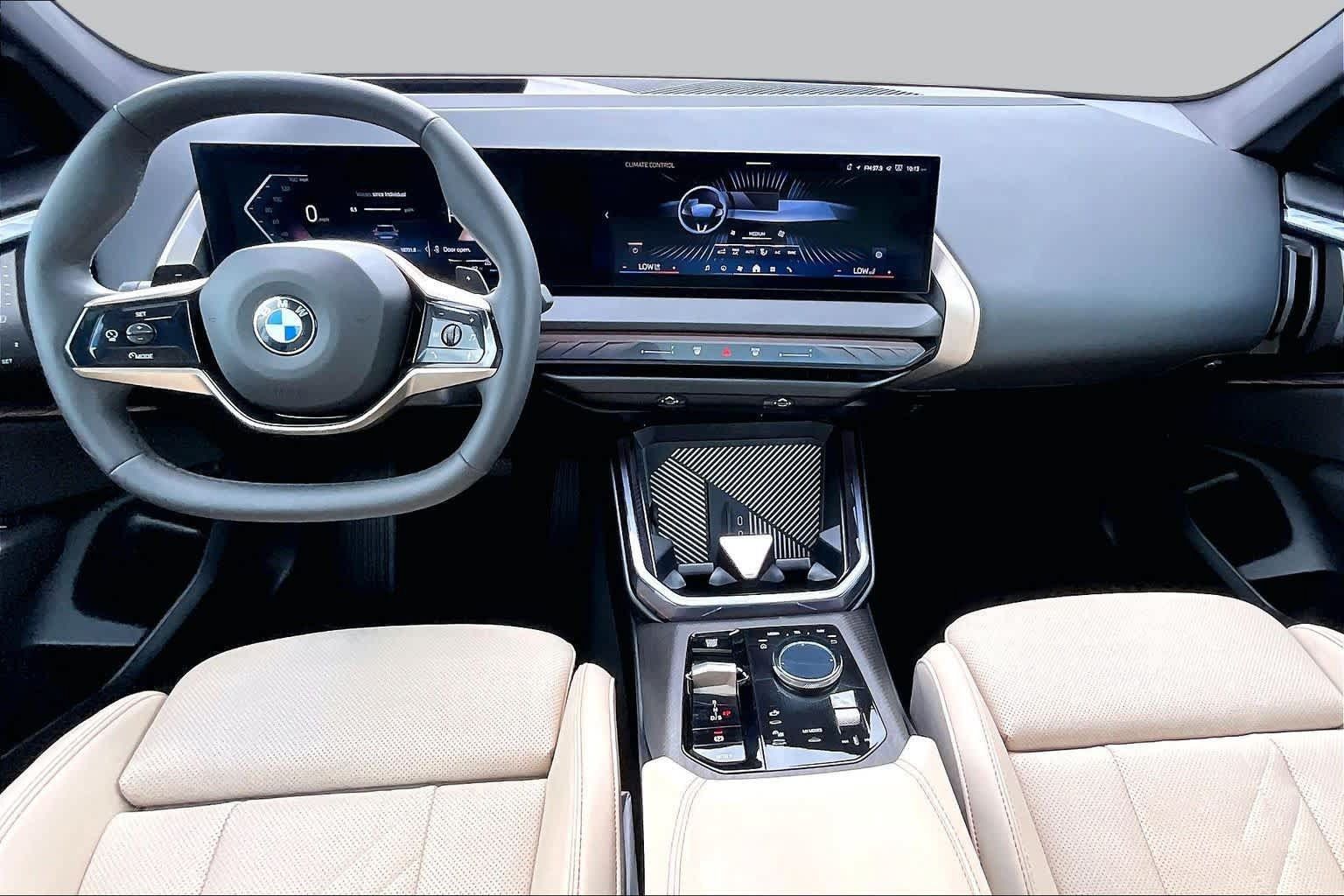 Used 2025 BMW X3 xDrive30i AWD/4WD image 16