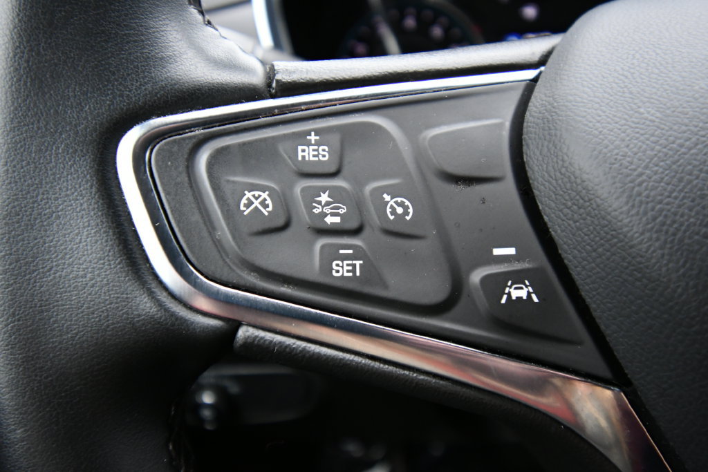 Used 2023 Chevrolet Equinox LT AWD/4WD image 22
