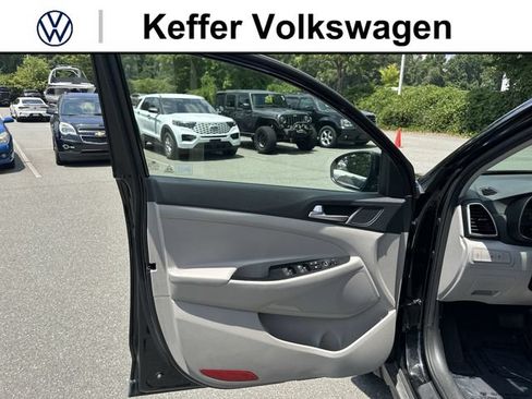 Used 2019 Hyundai Tucson SE FWD image 14