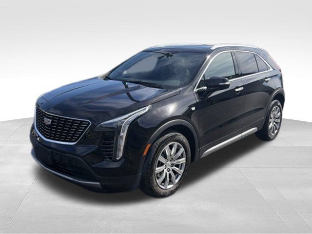 Used 2023 Cadillac XT4 Premium Luxury w/ Cold Weather Package AWD/4WD image 7