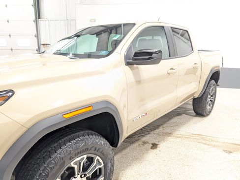 Used 2023 GMC Canyon AT4 w/ AT4 Premium Package AWD/4WD image 7