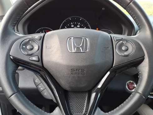 Used 2017 Honda HR-V EX-L image 16