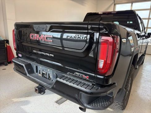 Used 2021 GMC Sierra 2500 AT4 image 9