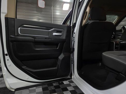 Used 2019 RAM 2500 Big Horn image 35