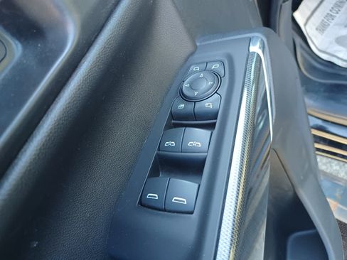 Used 2021 GMC Sierra 1500 AT4 AWD/4WD image 17