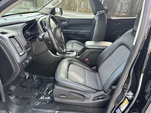 Used 2017 Chevrolet Colorado Z71 image 16