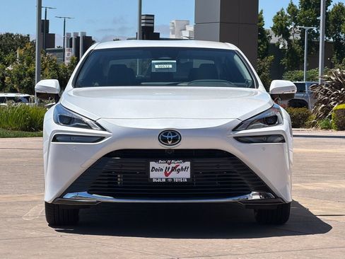 New 2026 Toyota Mirai RWD image 10