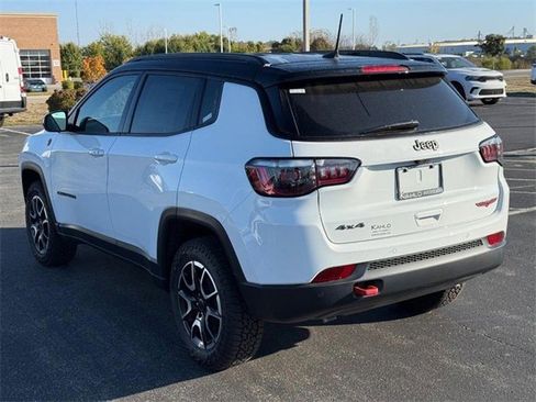 New 2026 Jeep Compass Trailhawk image 5